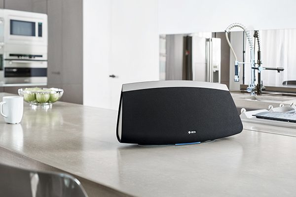 698x400_HEOS7-600×400