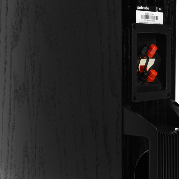 747192118419_studio_back-600×600