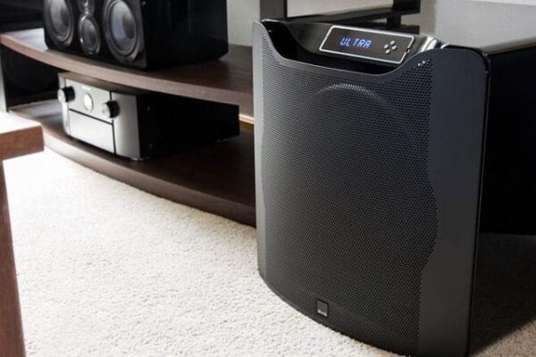 SVS-SB16-ultra_lifestyle_1024x1024